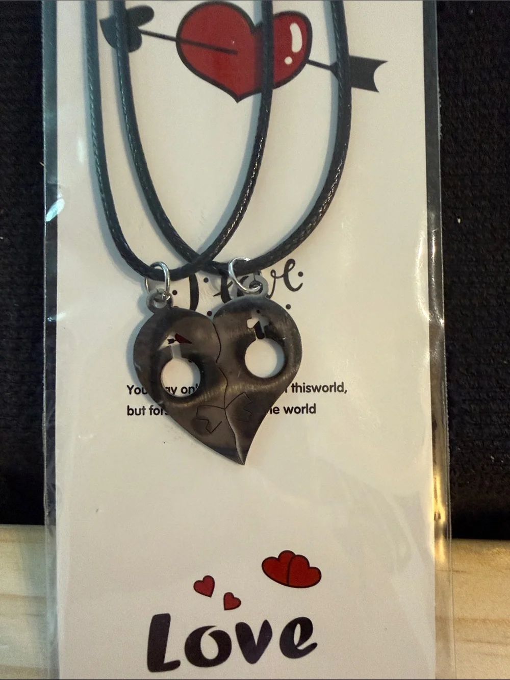 UNIF Black Split Heart Pendant Cord Necklace Set